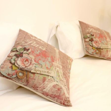 White Cosy Apartment Lisbon Luaran gambar