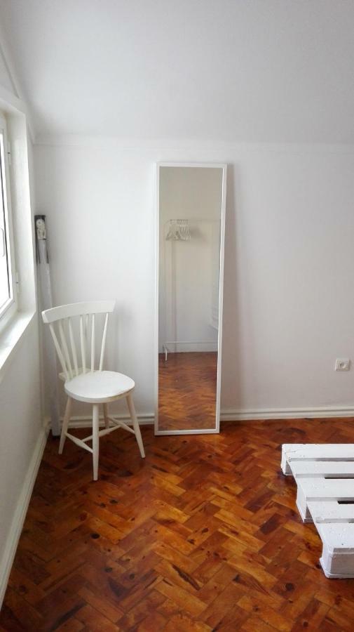 White Cosy Apartment Lisbon Luaran gambar